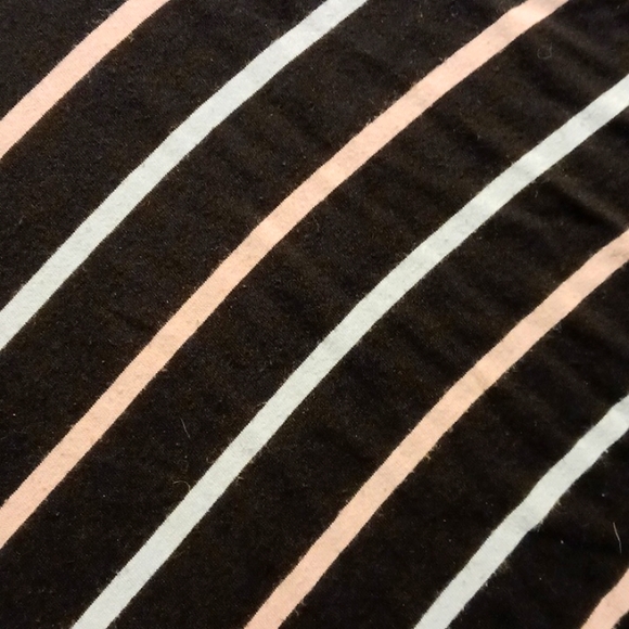 LularoeHi/lowShort-sleevedTopXL EUC - Picture 6 of 7